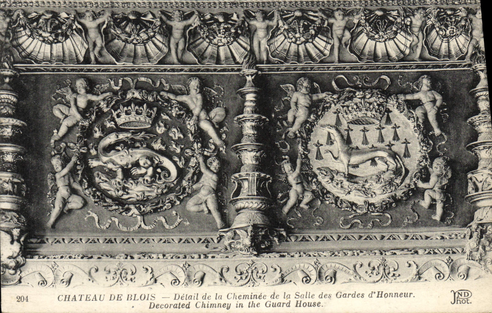 Castillo de Blois — Detalle del hogar de la Sala de las Guardias de Honor — JND Fot.