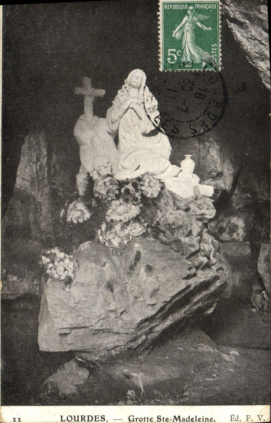 CPA Lourdes Grotte Ste Madeleine