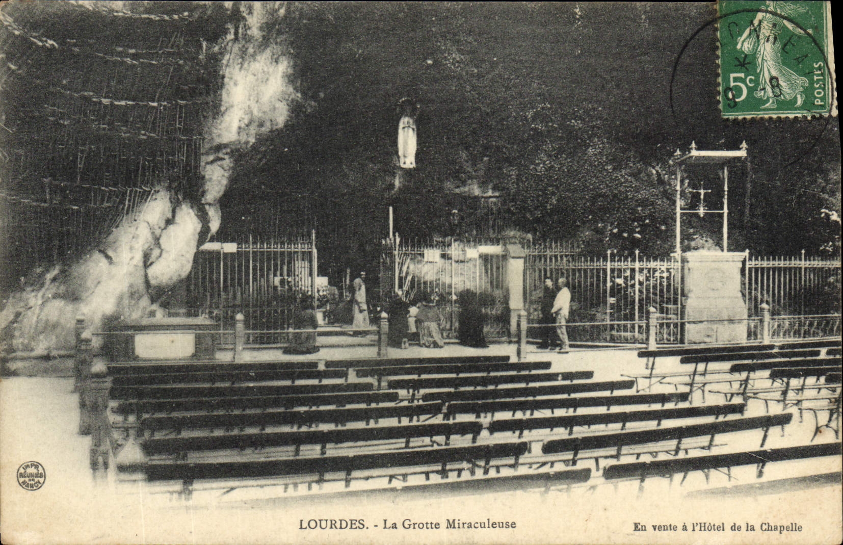 CPA Lourdes La Grotte Miraculeuse