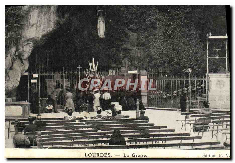 CPA Lourdes La Grotte