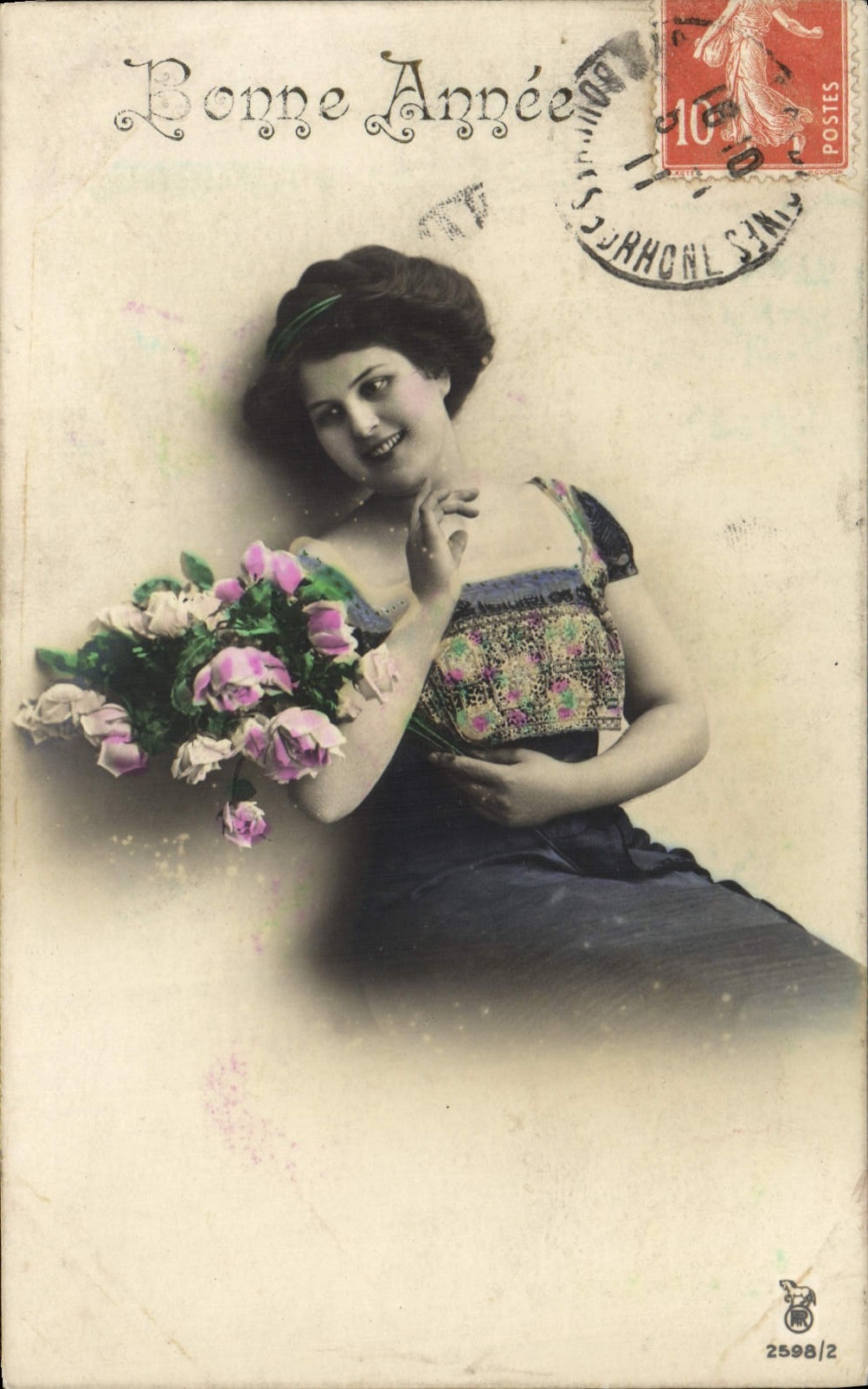 Young Woman with a Bouquet of Roses — Happy New Year — Publisher 2598/2