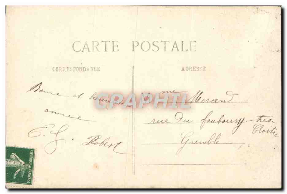 Jeune femme en robe ornée — tenant un bouquet de roses — éditeur inconnu, n° de série non visible — Verso