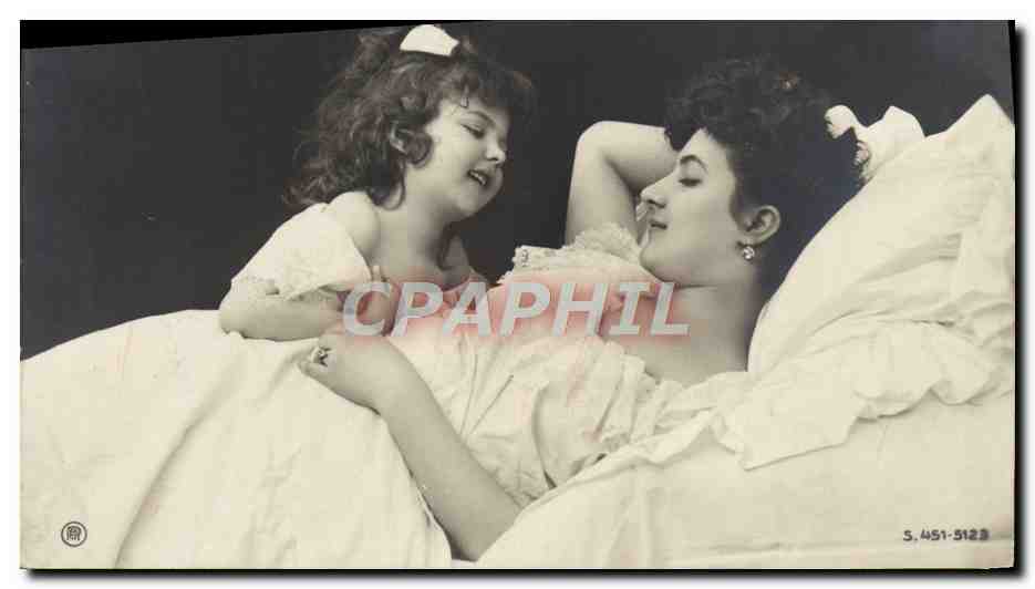 CPA Fantaisie Femme Enfant