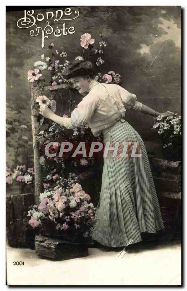 Femme au jardin — carte postale de vœux — éditeur anonyme, n° 2001