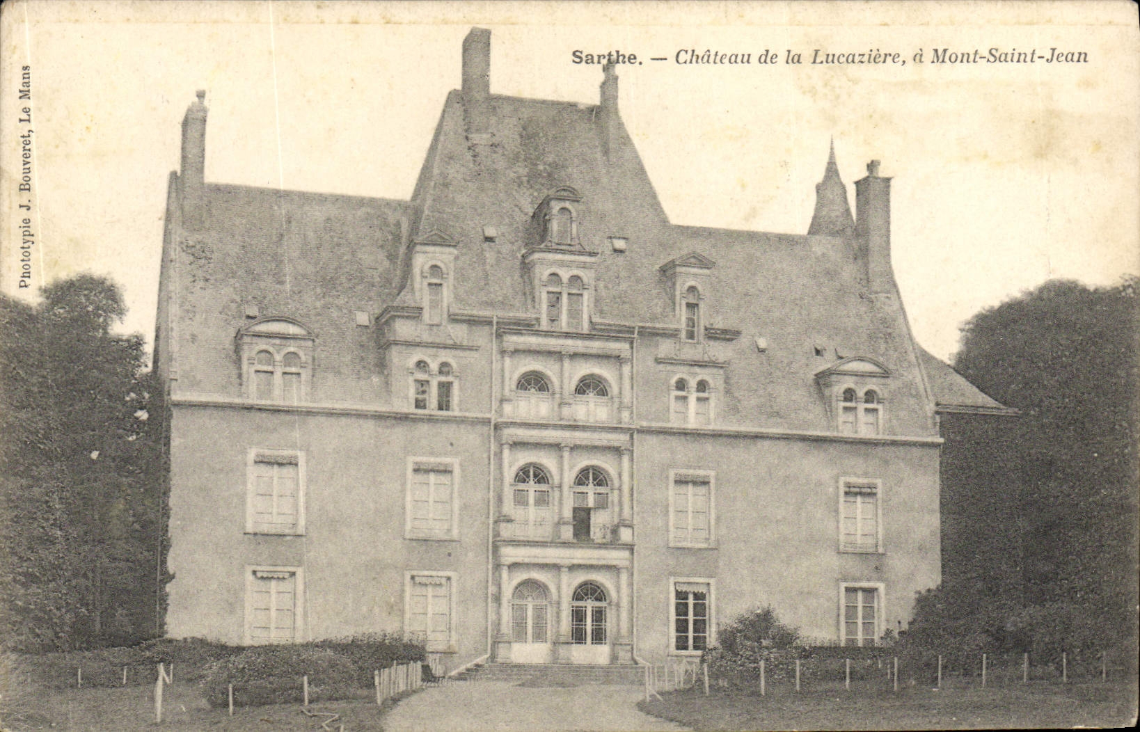 CPA Chateau de la Lucaziere a Mont Saint Jean