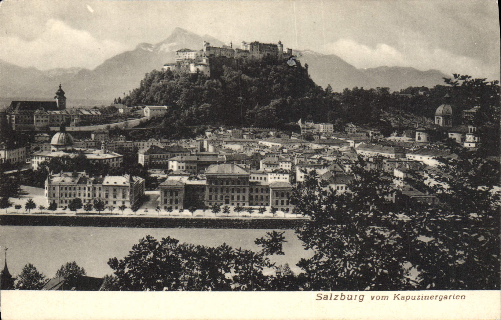 CPA Salzburg Vom Kapuzinergarten
