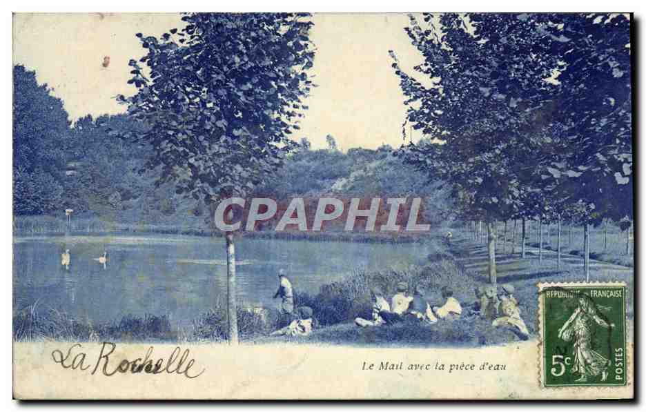 La Rochelle — Le Mail avec la pièce d'eau — éditeur non visible