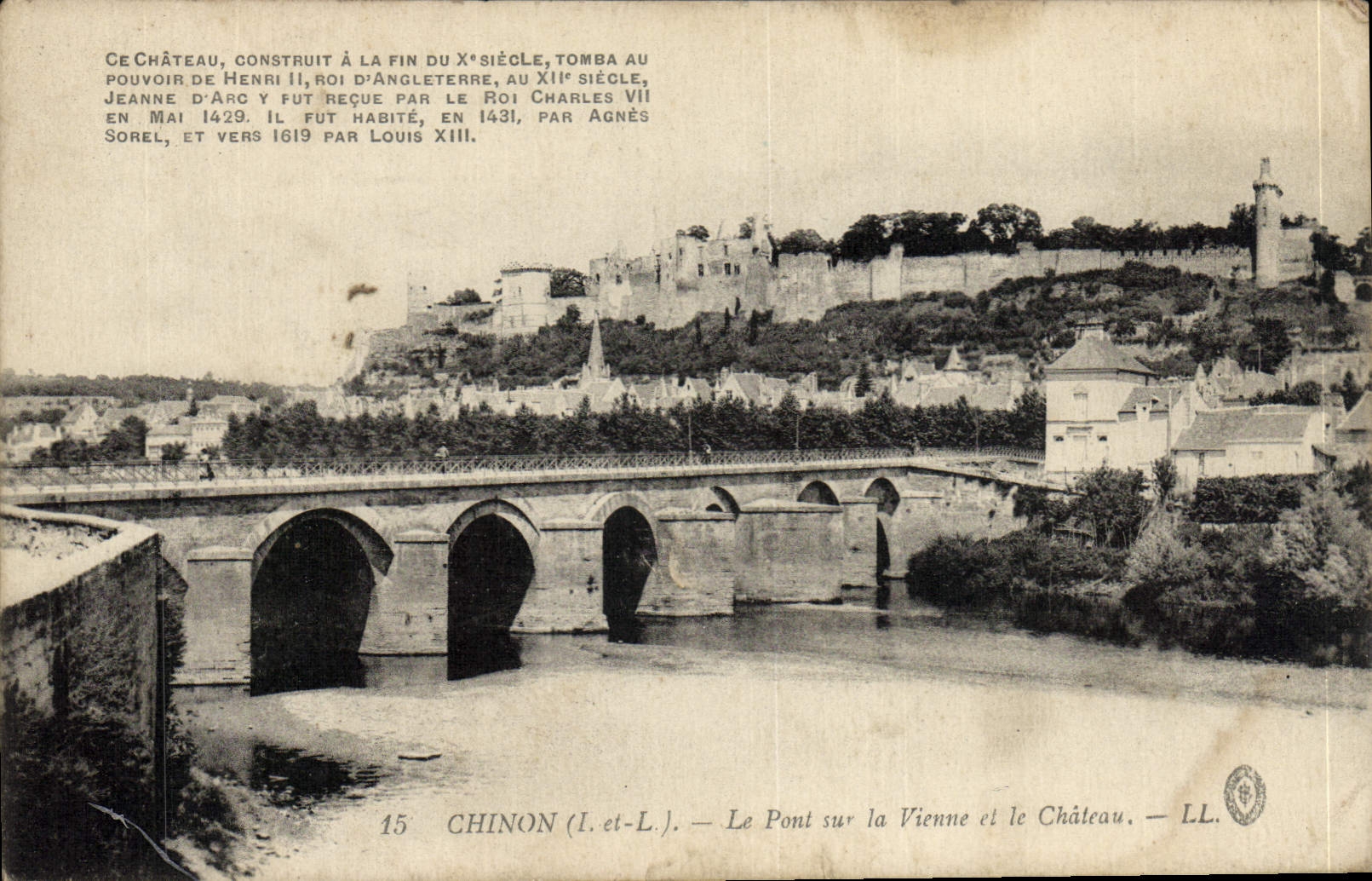 CPA Chinon Le Pont Sur La Vienne Et Le Chateau