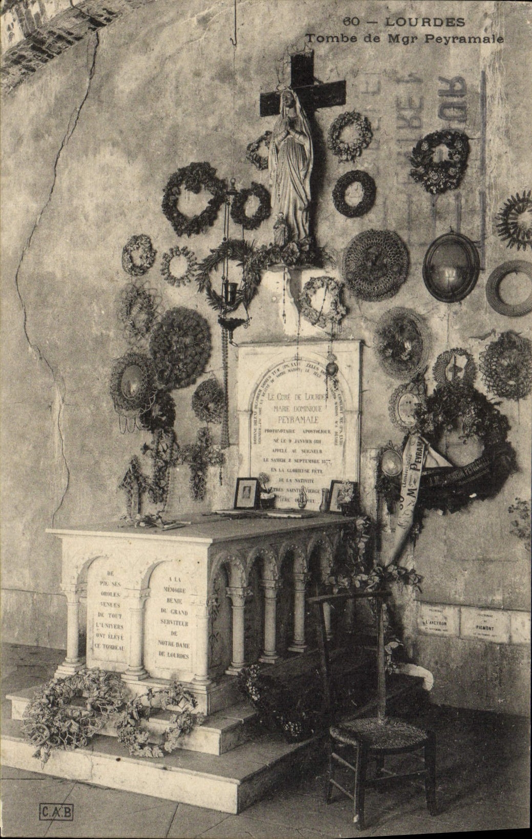 CPA Lourdes Tombe de Mgr Peyramale