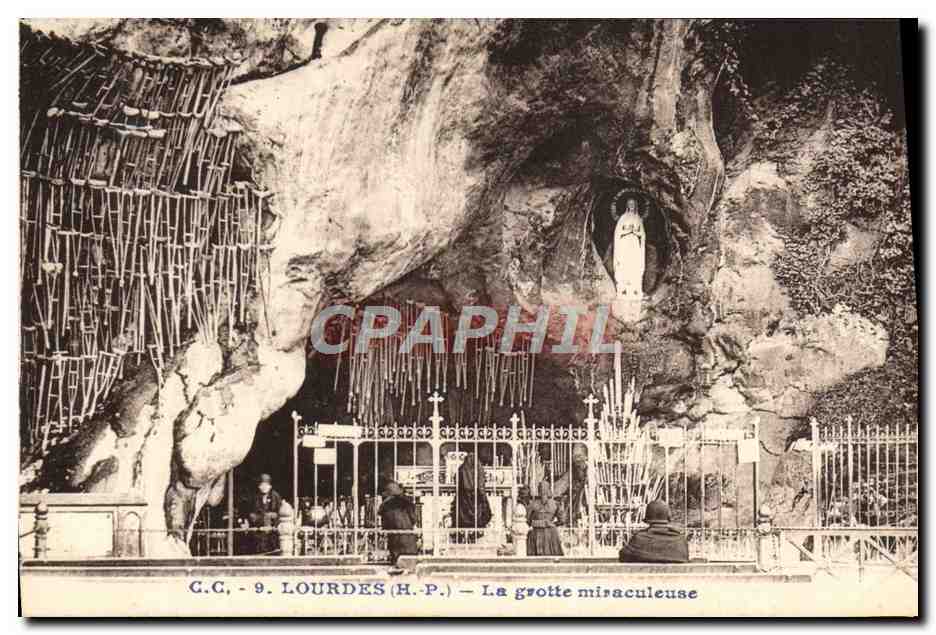 CPA Lourdes La Grotte Miraculeuse