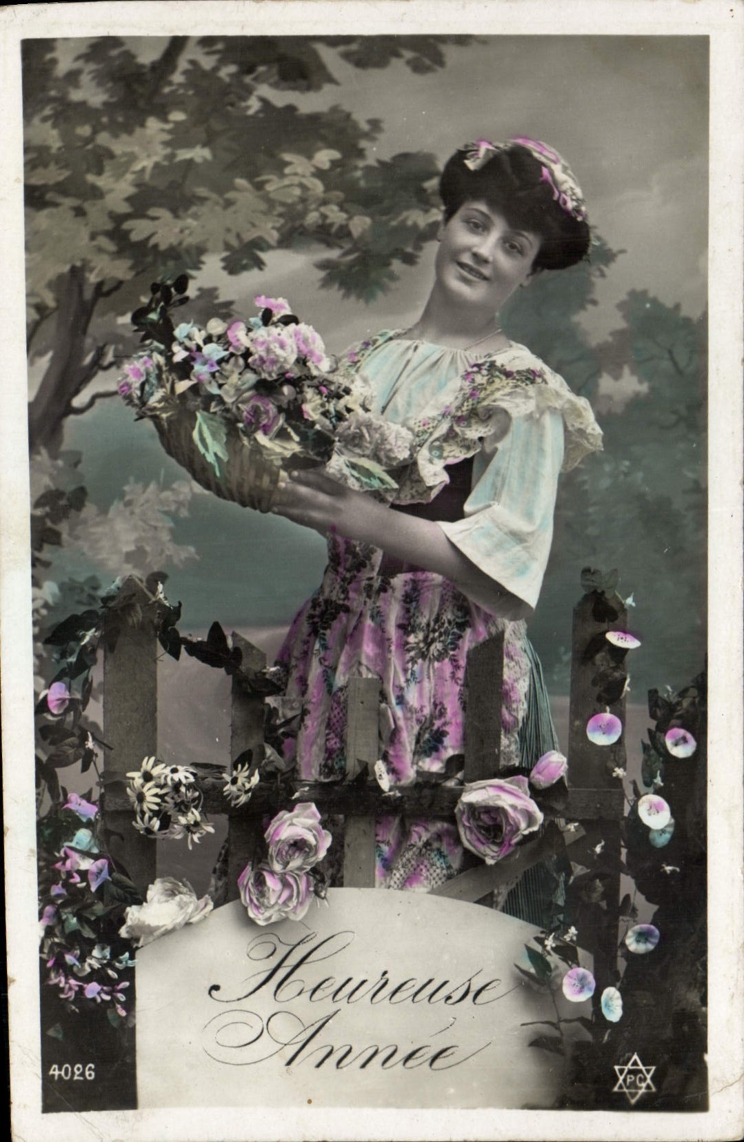 CPA Fantaisie Femme