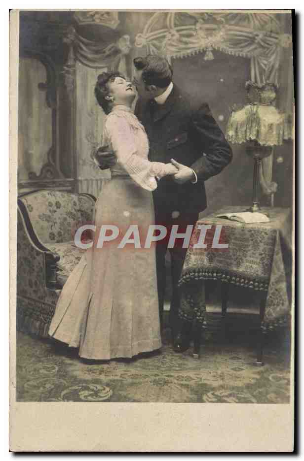 CPA Bonne Annee Femme