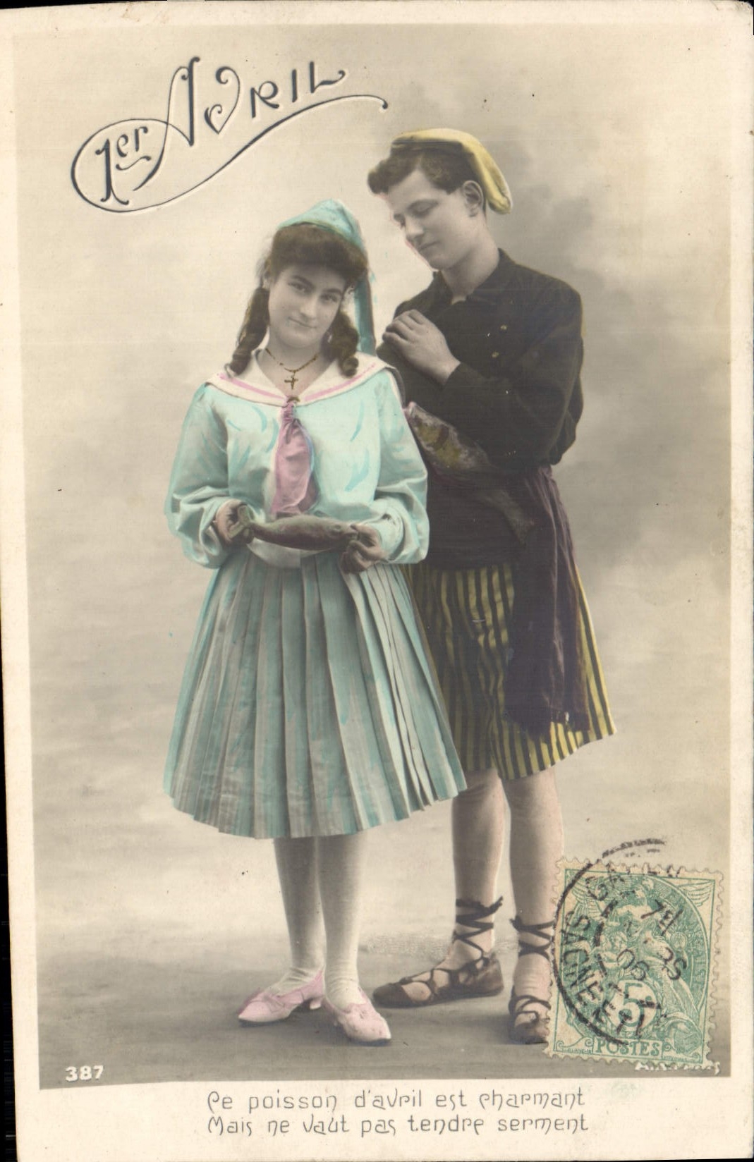 Jeune fille et jeune homme en costume — Poisson d'Avril — Éditeur : 387