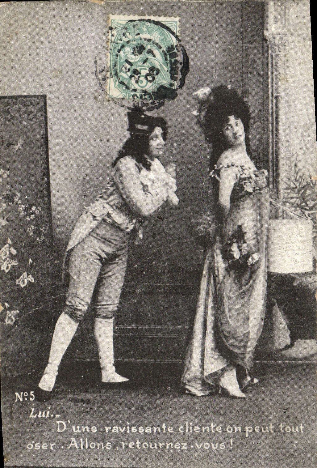 CPA Fantaisie Femme