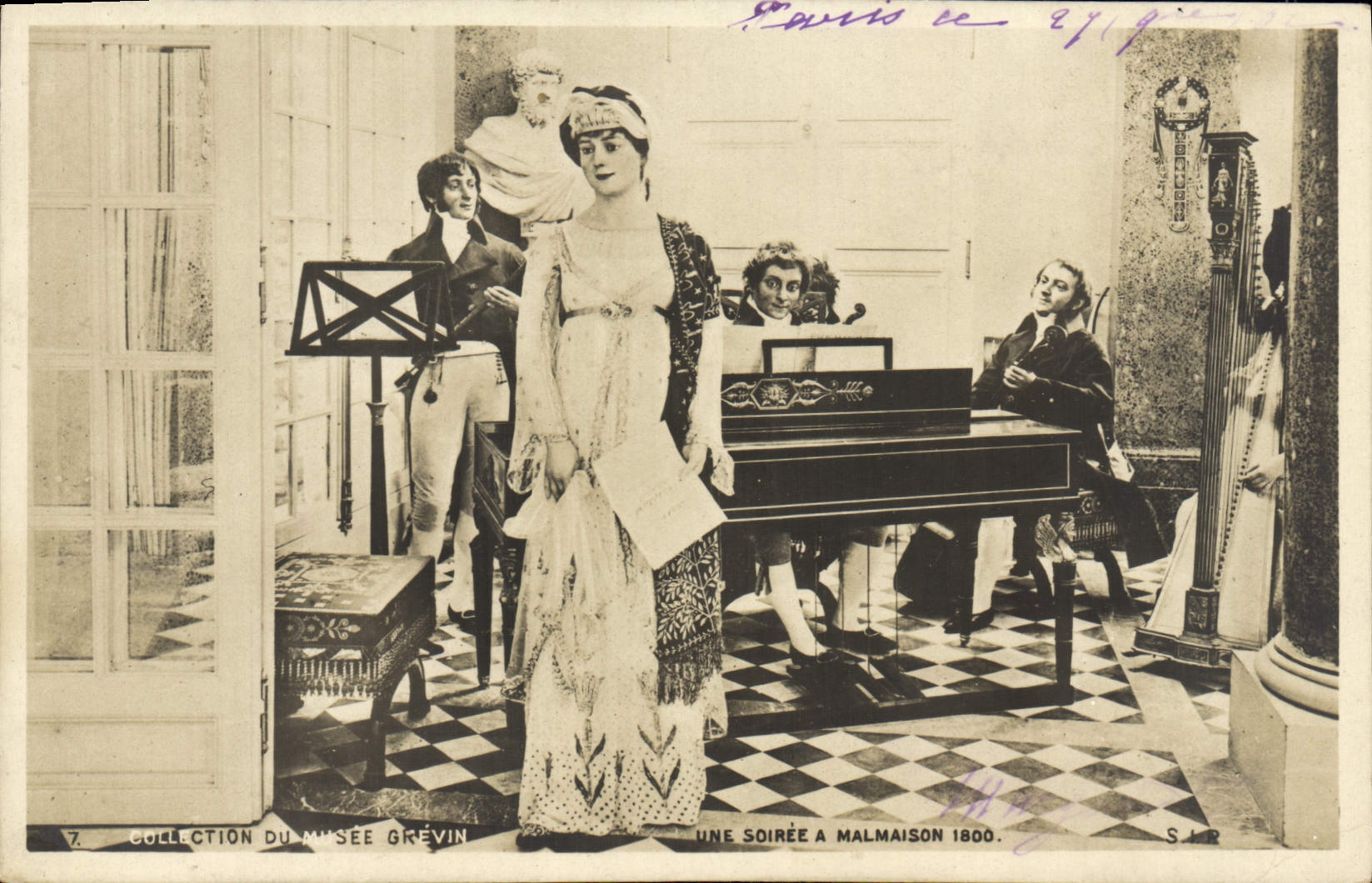 CPA Fantaisie Collection du Musee Grevin Une soiree a Malmaison 1800 Piano