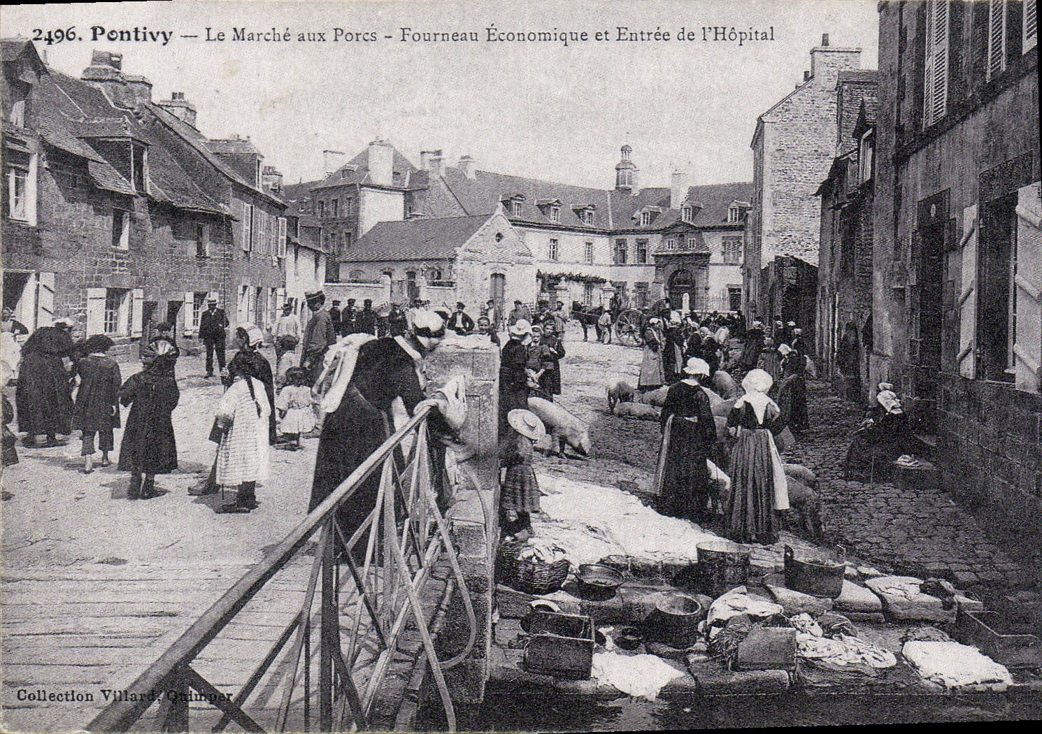 Pontivy — Le Marché aux Porcs — Fournneau Économique et Entrée de l'Hôpital — Collection Villard/Quimper