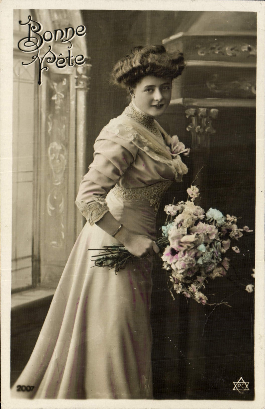 CPA Bonne Fete Femme