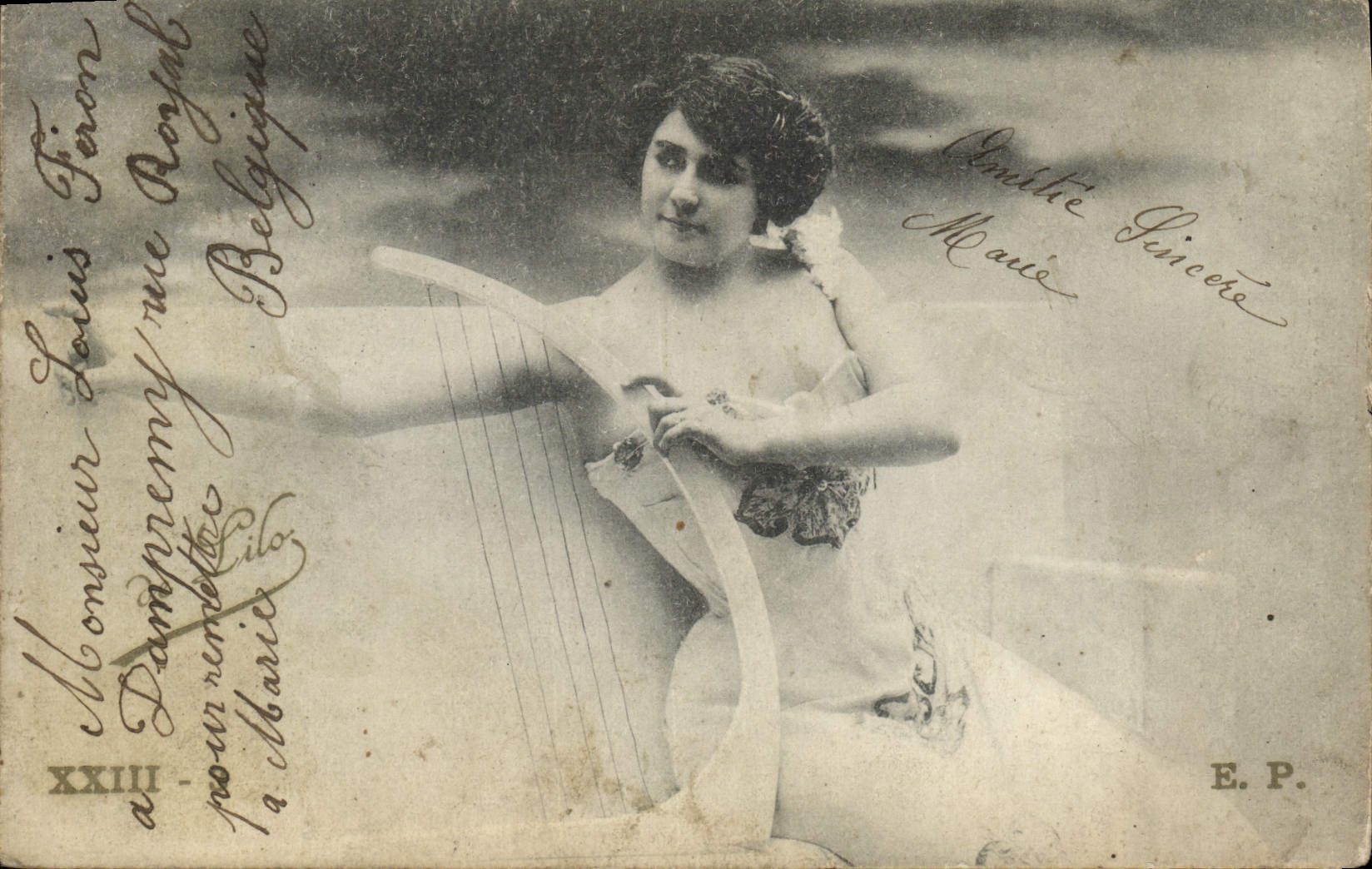 CPA Fantaisie Femme Harpe 