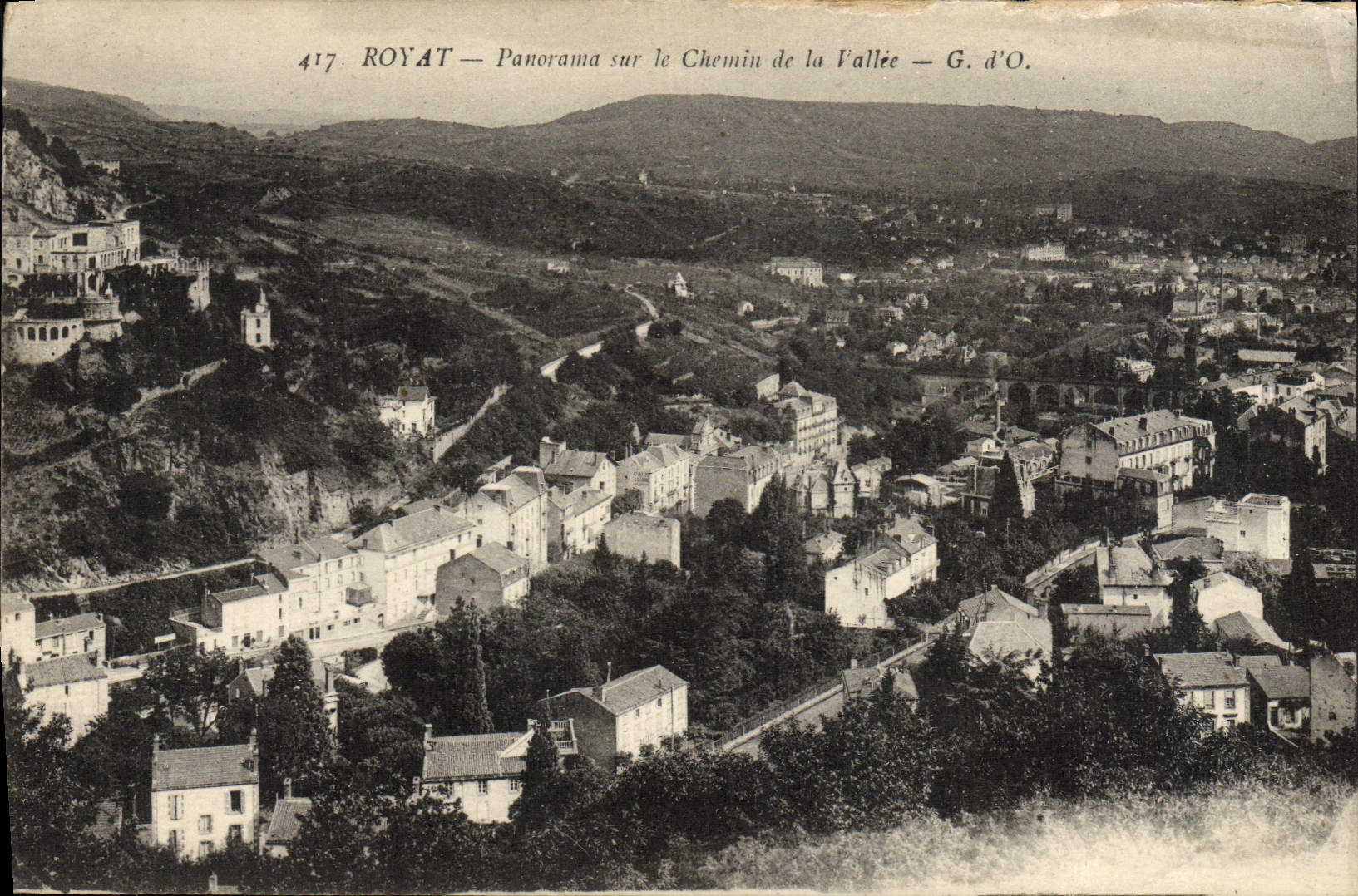 CPA Royat Panorama sur le Chemin de la Vallee