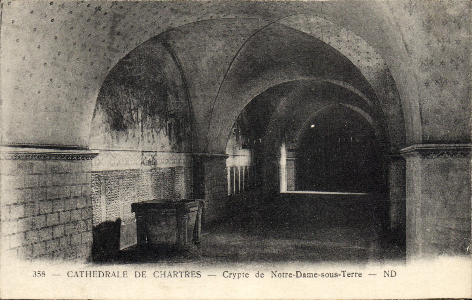 CPA Cathedrale De Chartres Crypte De Notre Dame Sous Terre