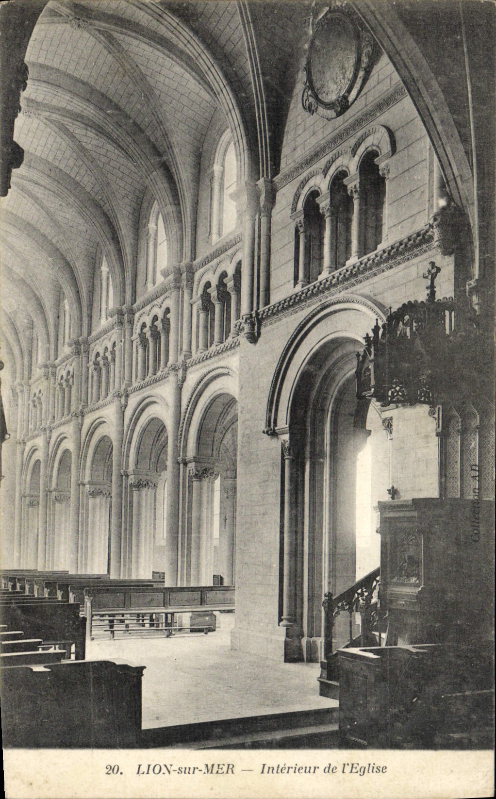 LION-sur-MER — Interior of the Church — Collection A.D. n°20