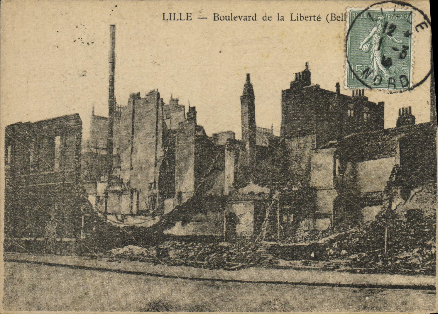 CPA Lille Boulevard De La Liberte Militaria