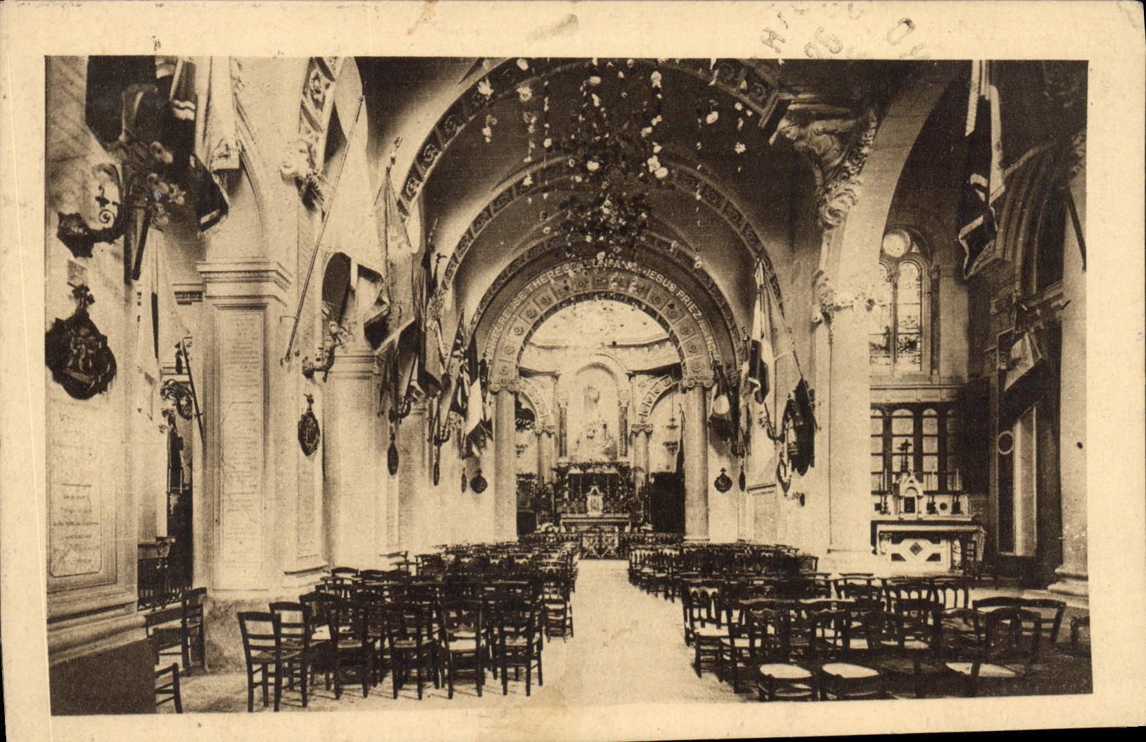 CPA La Chapelle Des Carmelites De Lisieux Pares Pour Les Fetes Du Triduum Mai 1923