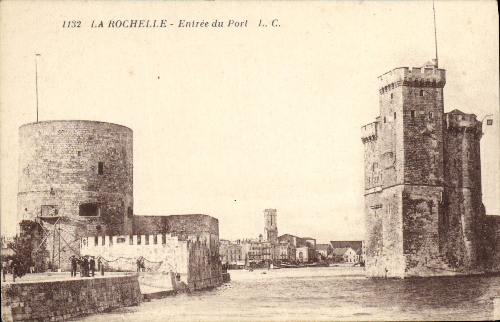 La Rochelle - Entrée du Port — L.C. — n° 1132
