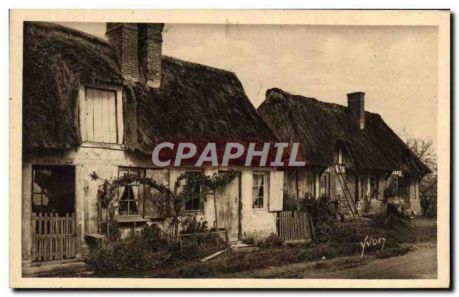 CPA La Douce France Normandie Vieilles Maisons Aux Toits De Chaume