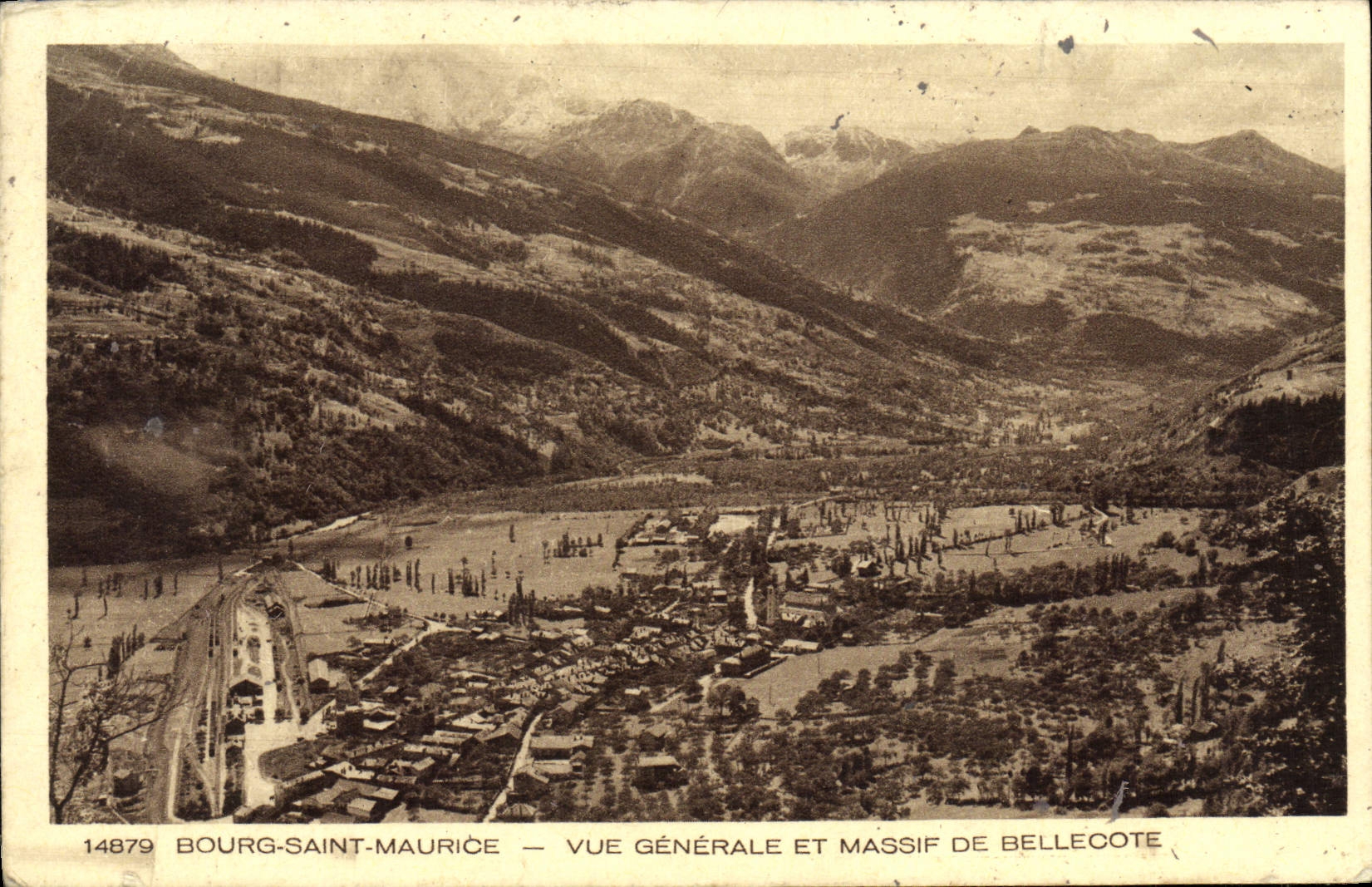 CPA Bourg Saint Maurice Vue Generale Et Massif De Bellecote