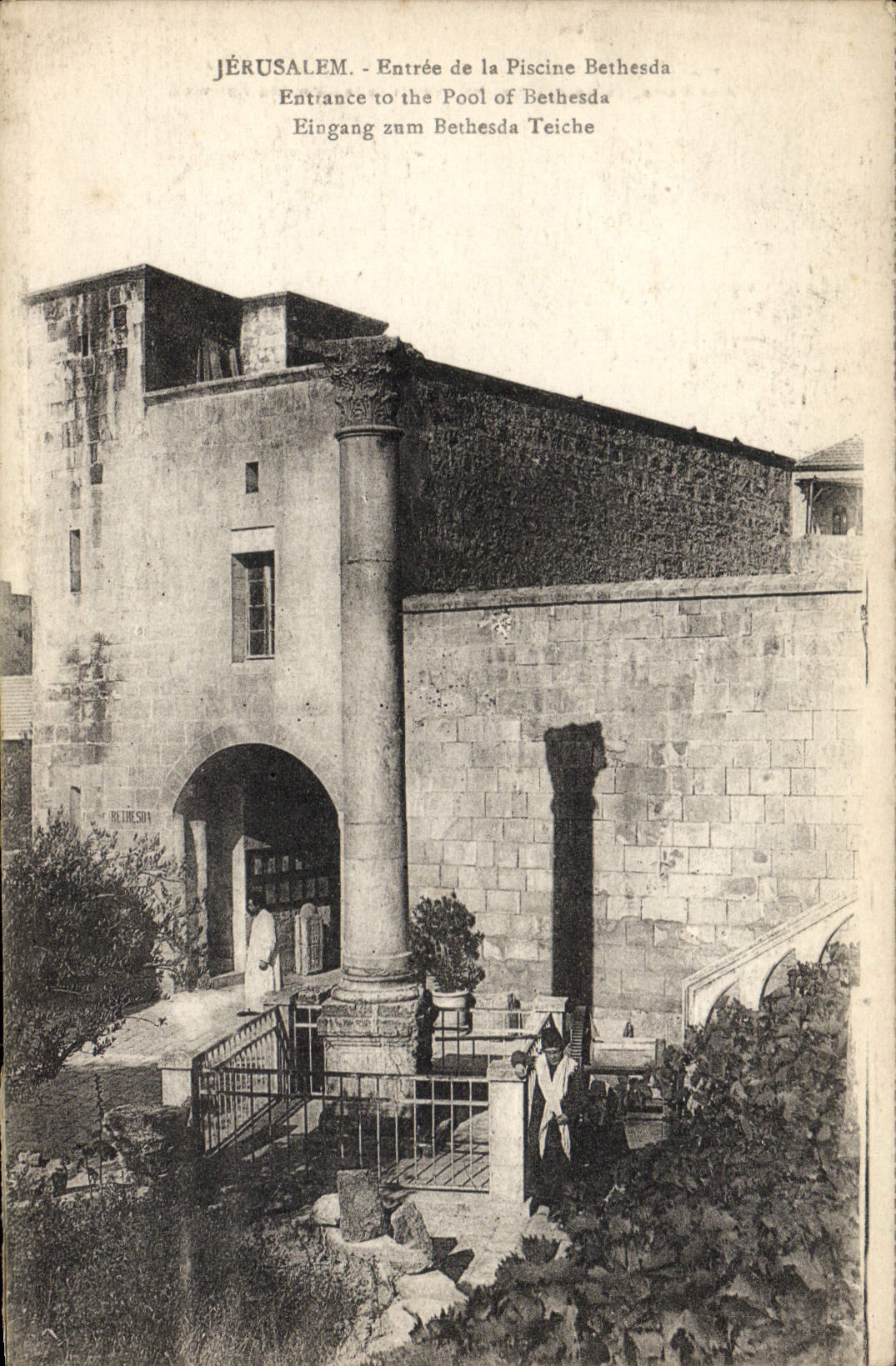 CPA Jerusalem entree De la Piscine Bethesda