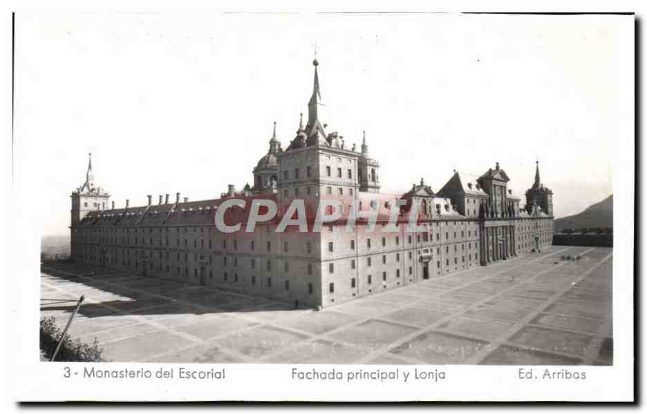 CPA Monasterio del Escorial Fachada principal y Lonja