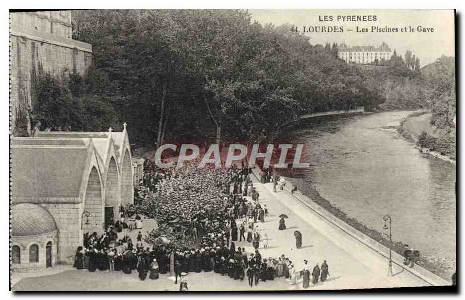 Lourdes — Les Piscines et le Gave — Éditeur : Les Pyrénées, n° 44