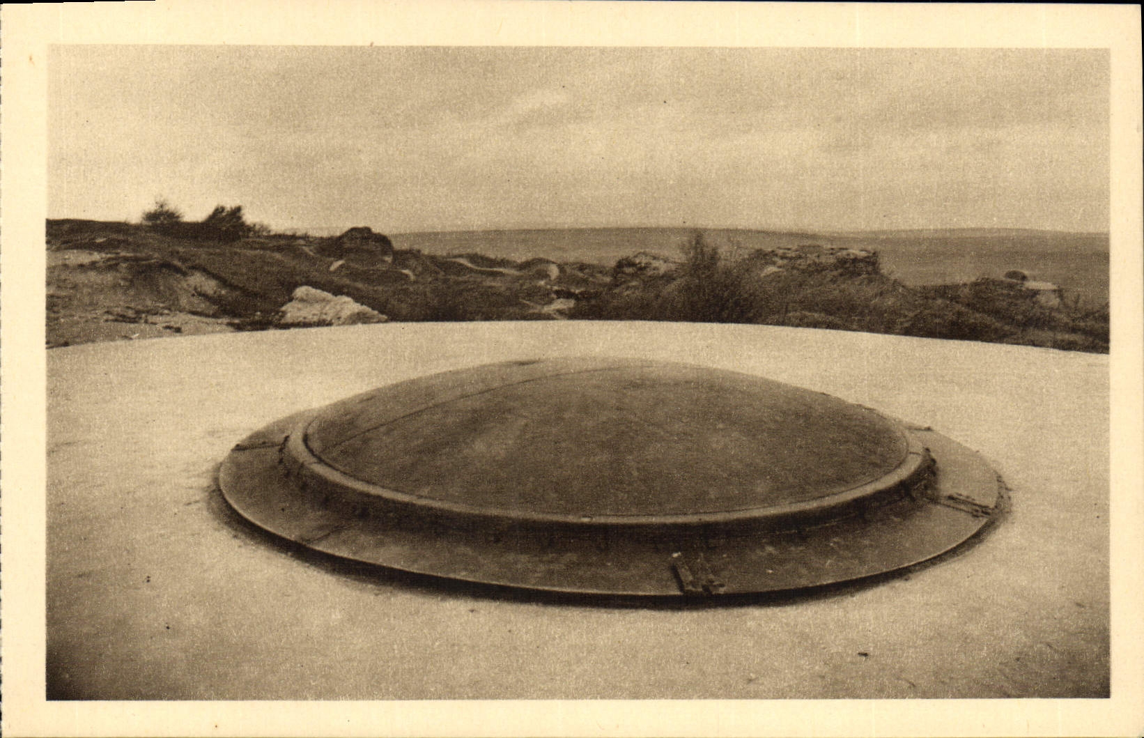 CPA Fort de Douaumont Tourelle de 155 a eclipse Militaria