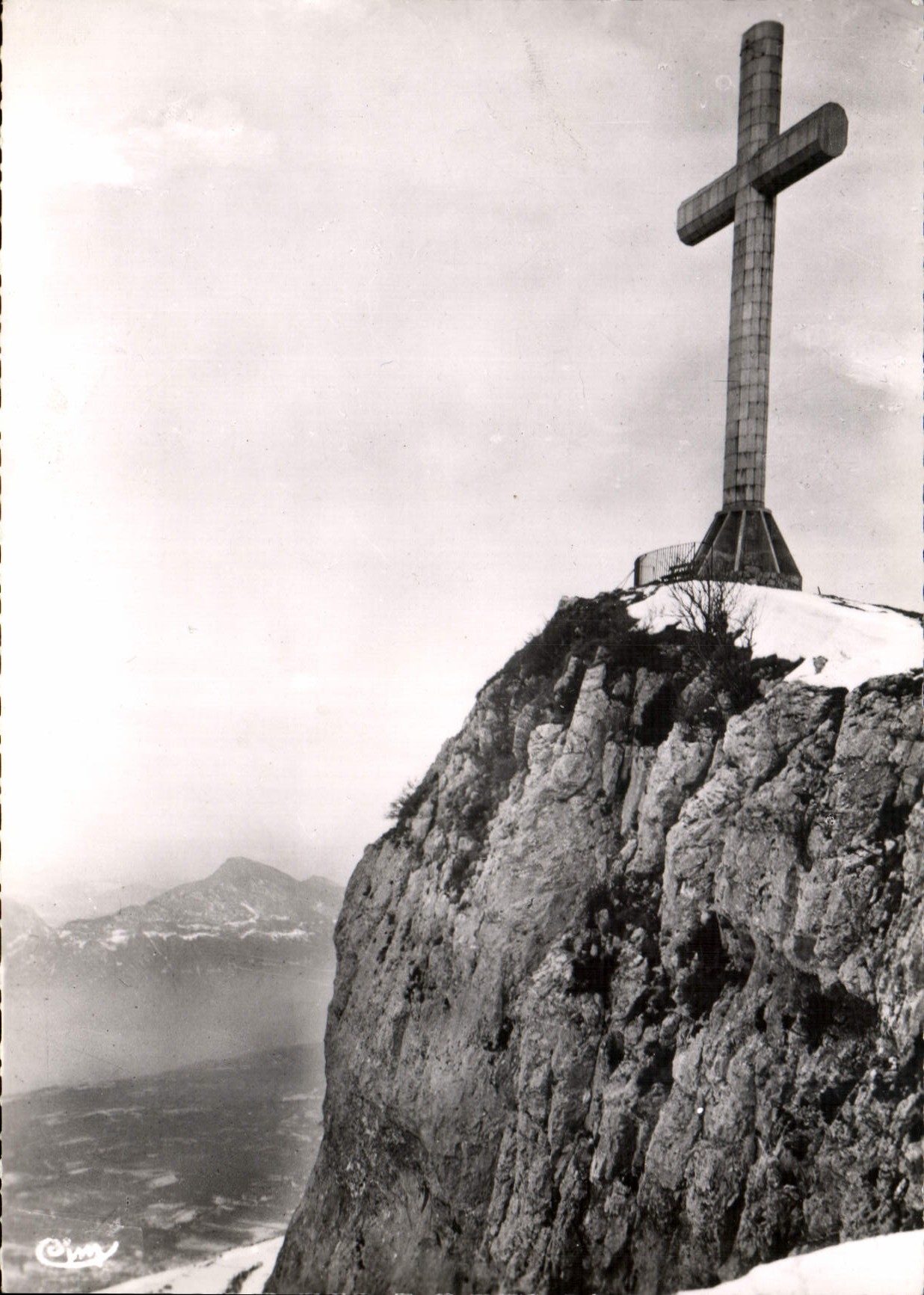 CPM La Savoie Pittoresque Les Deserts La Croix du Nivolet