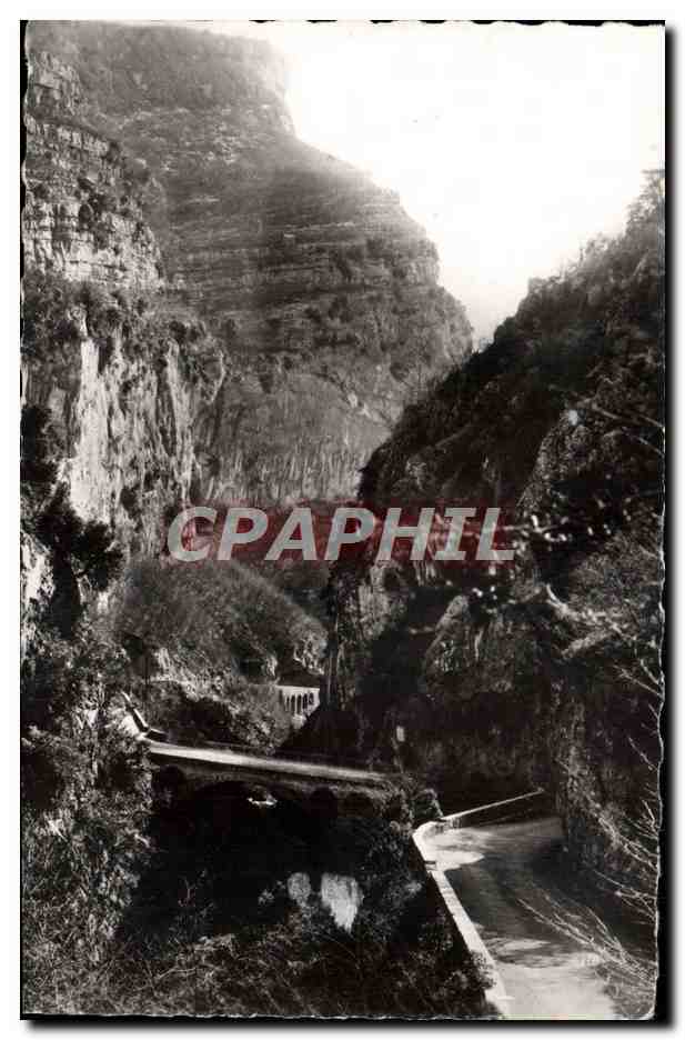 CPM La Cote D'Azur Les Gorges du Loup Le Pont de l'Abime