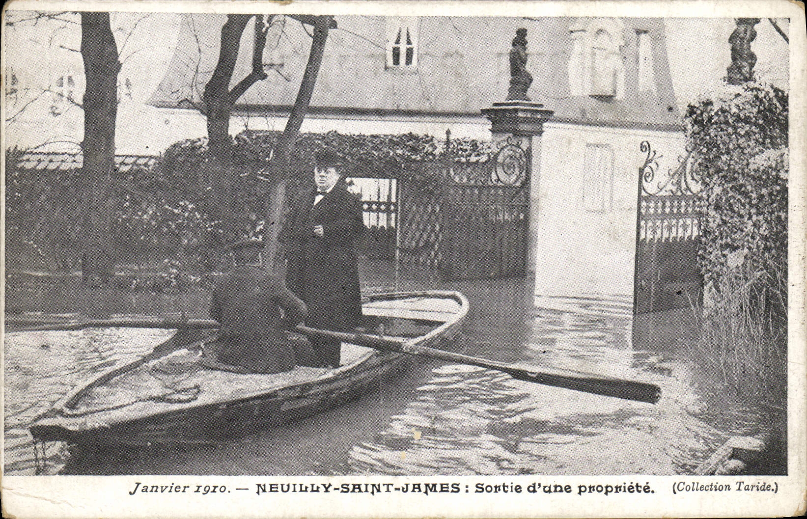 CPA Janvier 1910 Neuilly Saint James Sortie d'une propriete
