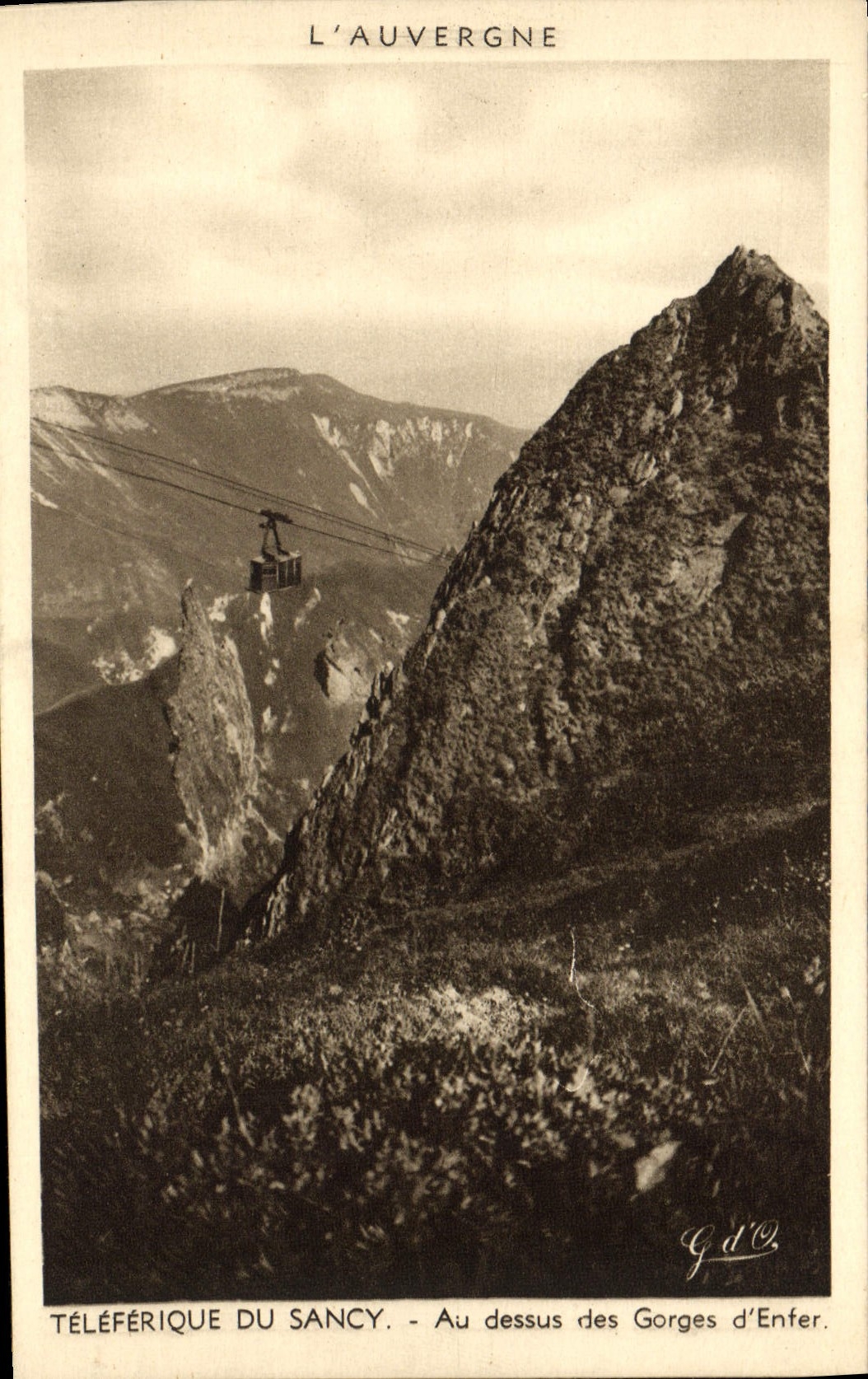 Cable Car of Sancy - Above the Gorges d'Enfer — Auvergne, publisher G d'O