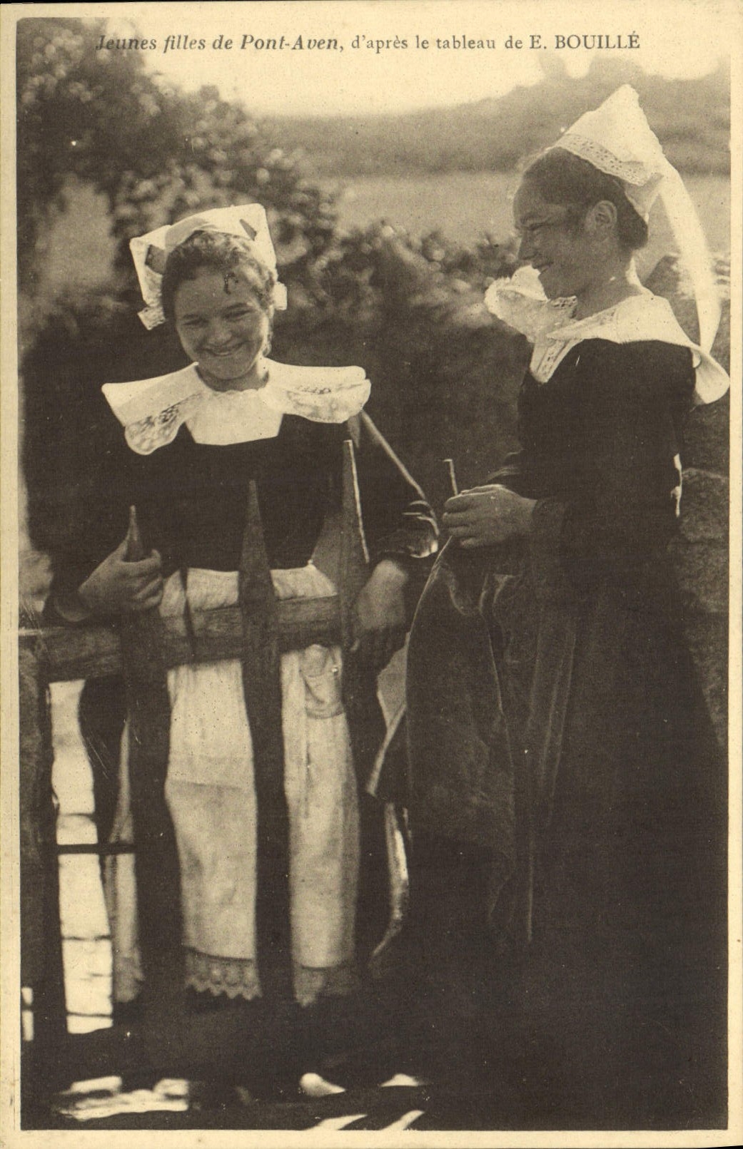 Jeunes filles de Pont-Aven — d'après le tableau de E. BOUILLÉ