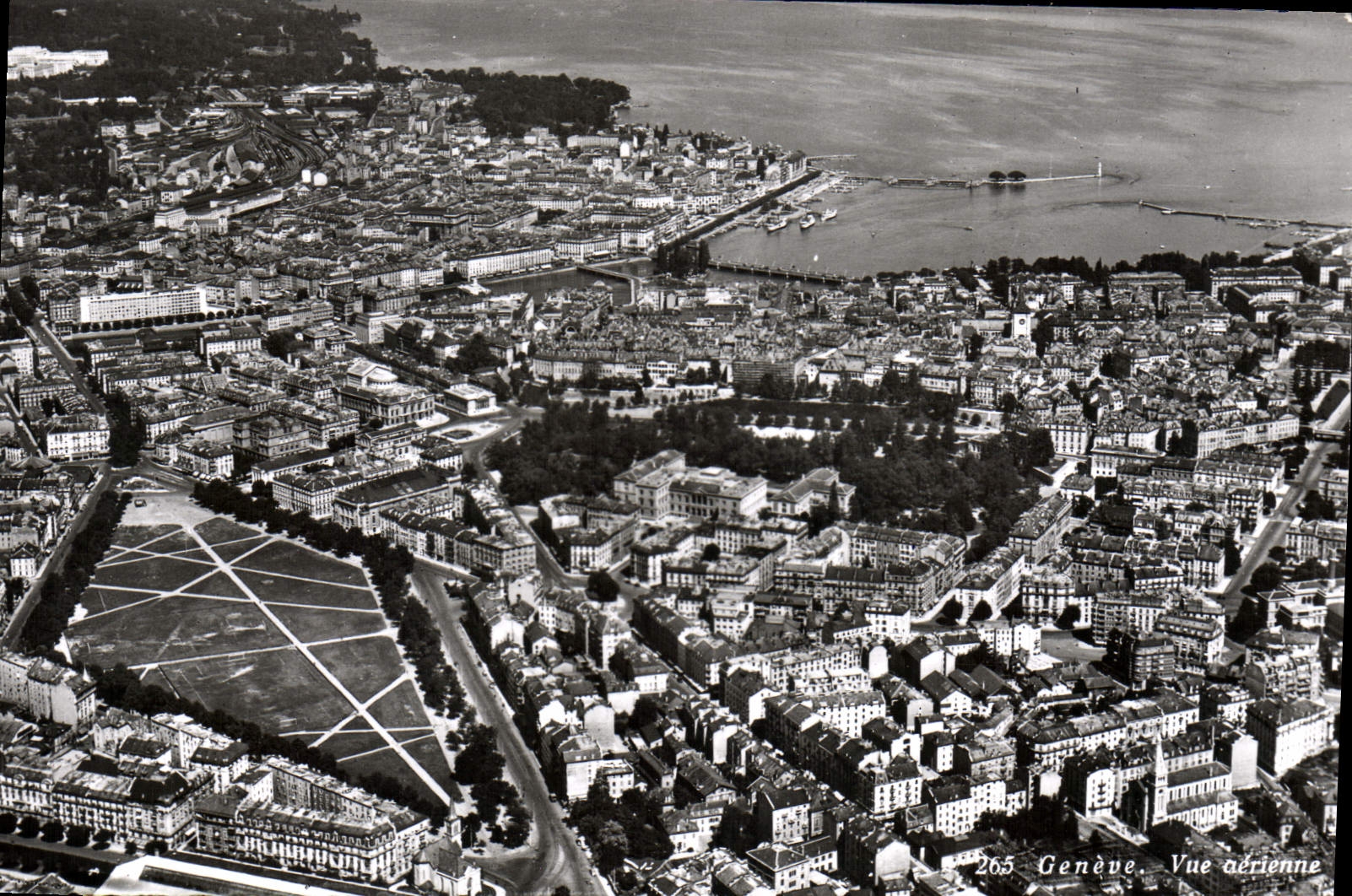 CPM Geneve vue aerienne