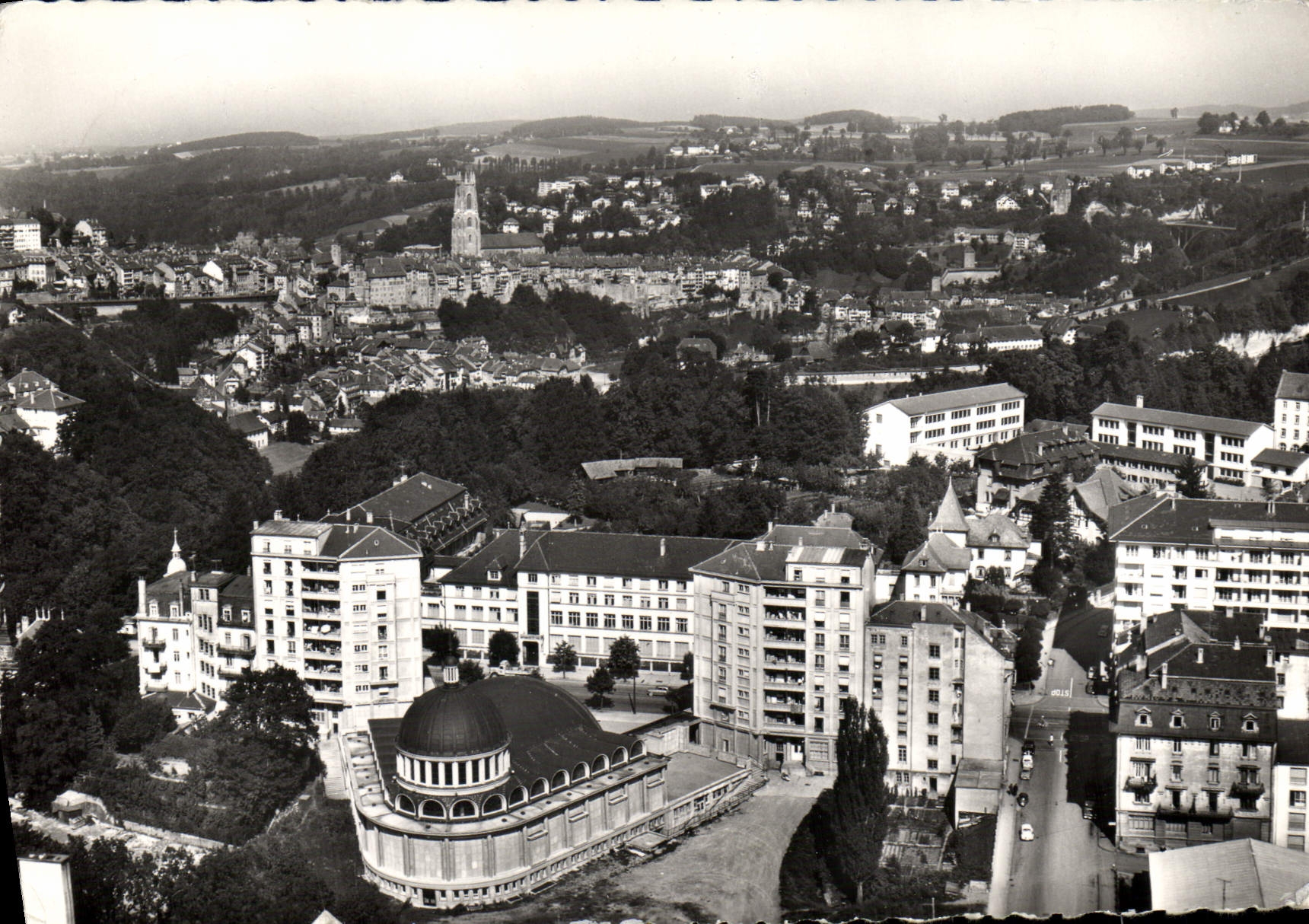 CPM En Avon Au Dessus De Fribourg