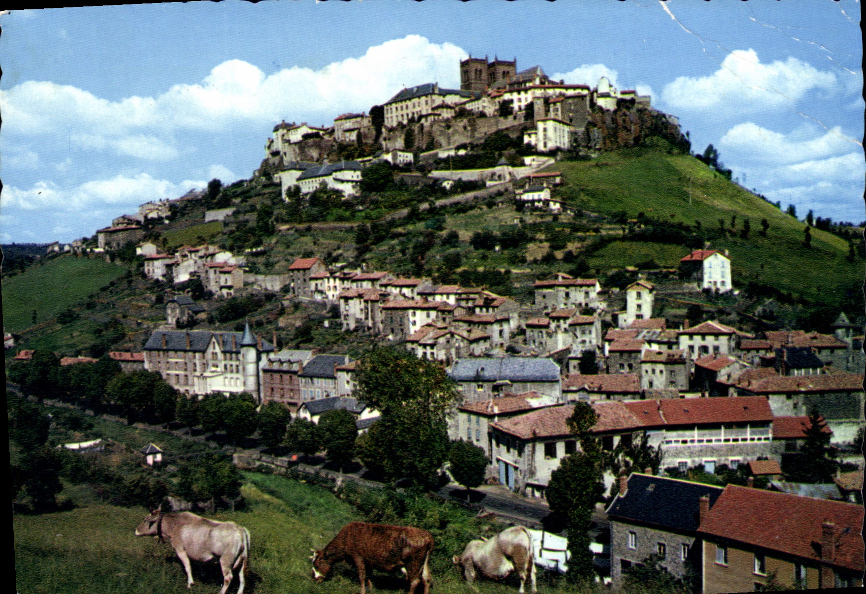 CPM Le Cantal Pittoresque Saint Flour Vue Generale