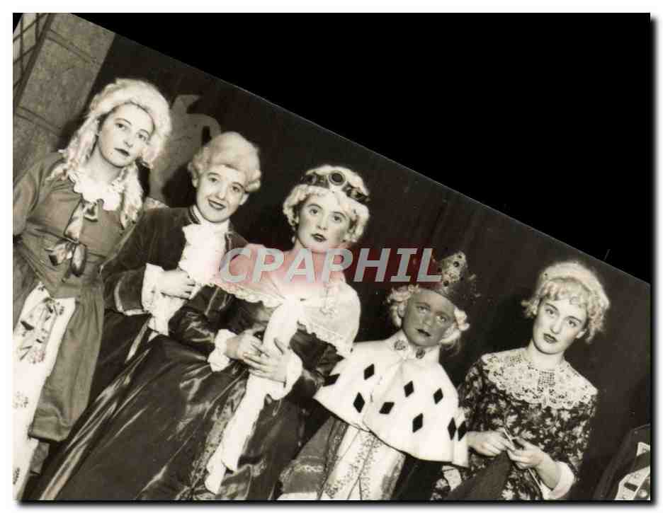 CPM Enfants Costumes