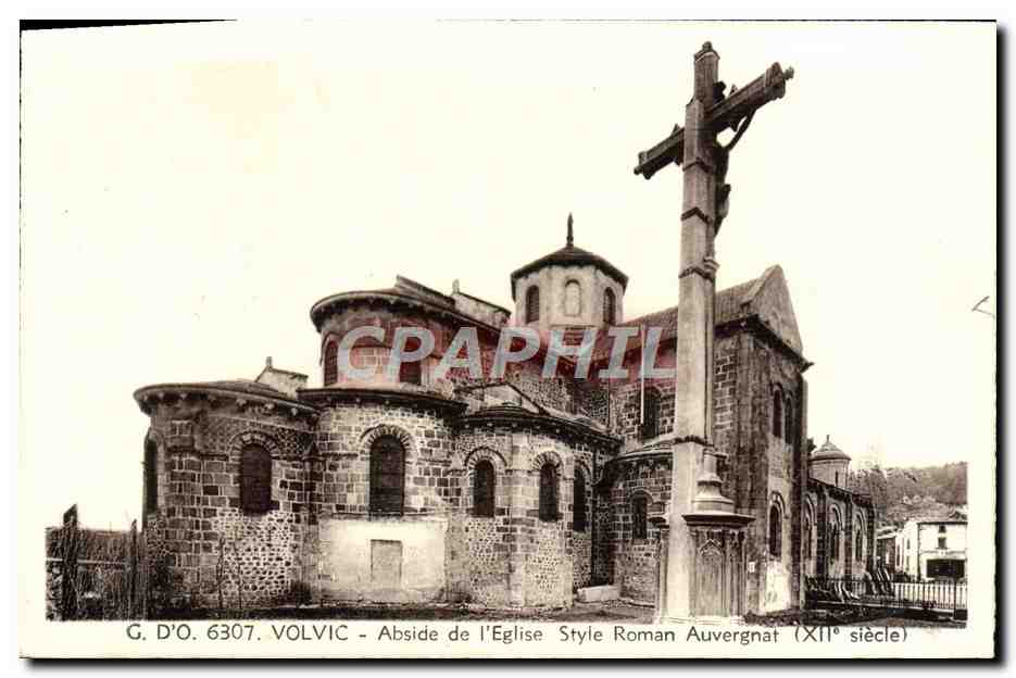Volvic - Abside de l'Église Style Roman Auvergnat (XIe siècle)