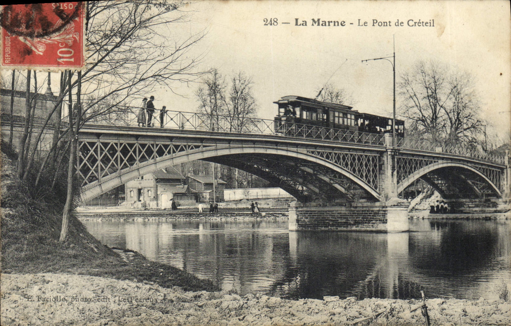 CPA La Marne Le Pont De Creteil Tramway