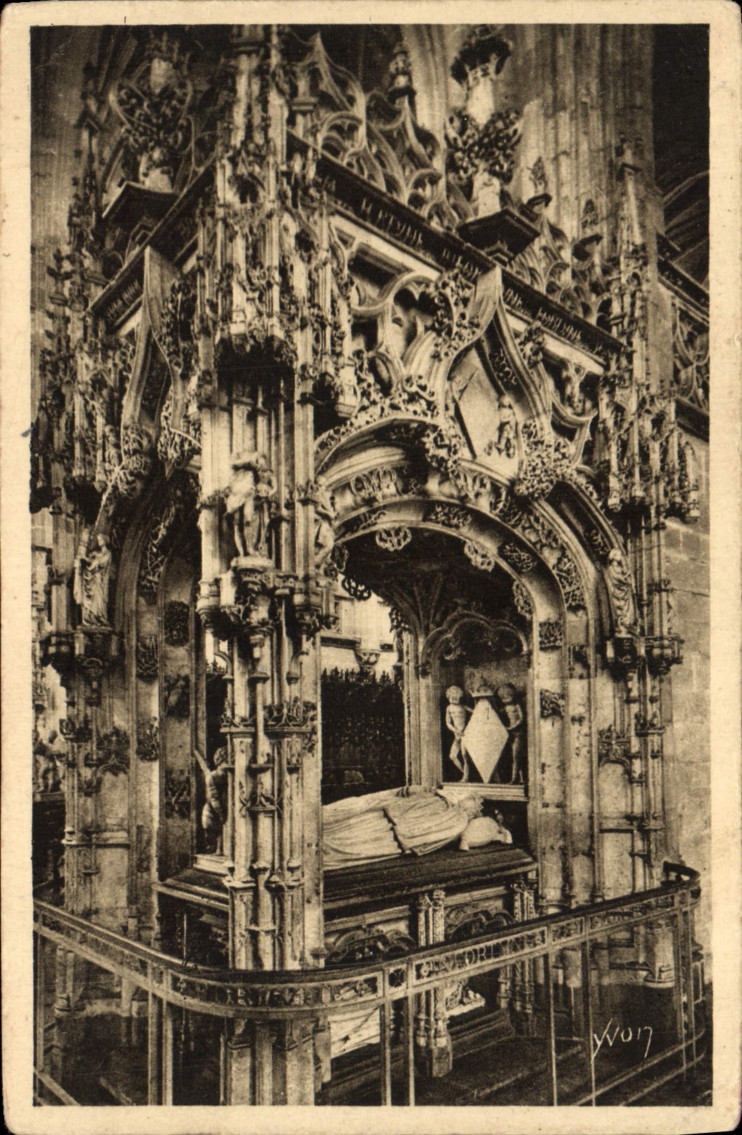 Bourg (Ain) — Église de Brou — Mausolée de Marguerite d'Autrèche — Éditeur YVO 17