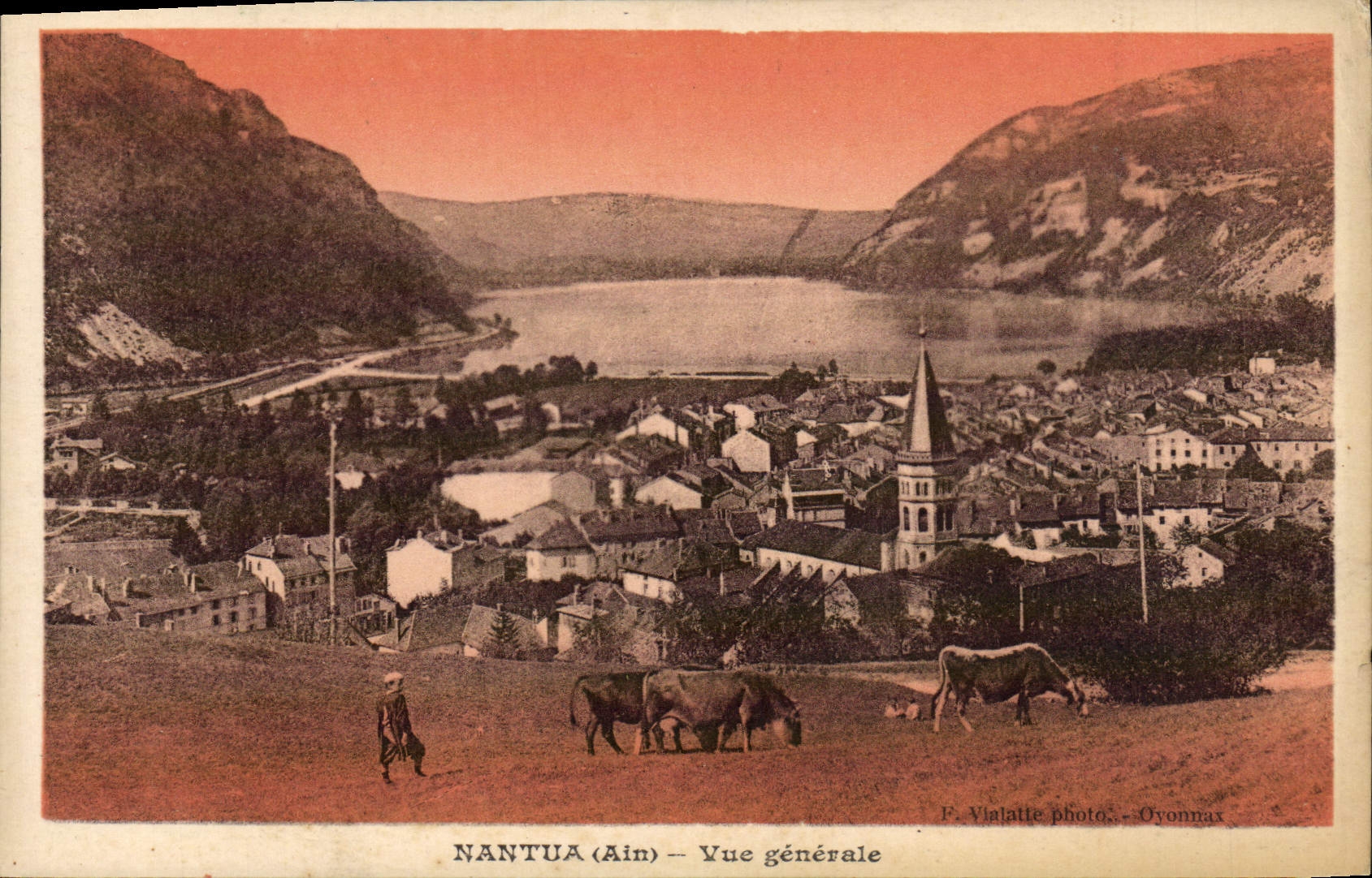 NANTUA (Ain) — Vue générale — F. Vialatte photo. — Oyonnax