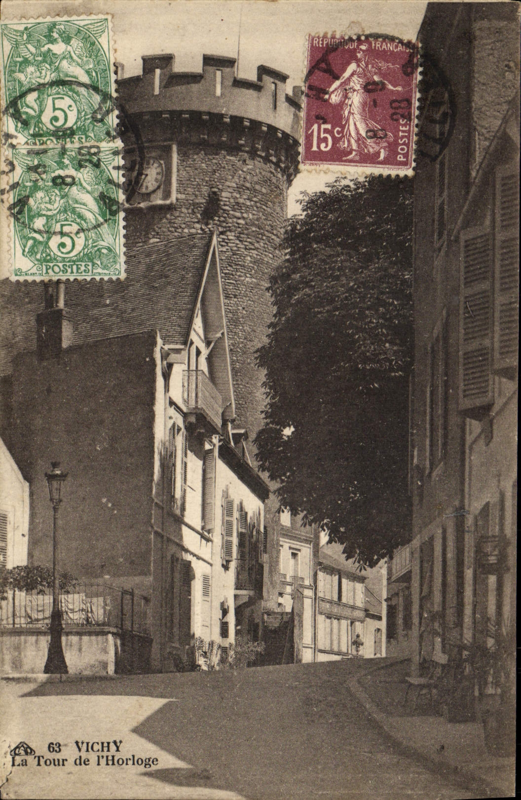CPA Vichy La Tour de L'Horloge
