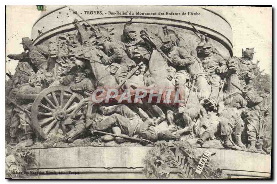 CPA Troyes Bas Relief Du Monument Des Enfants De l'Aube