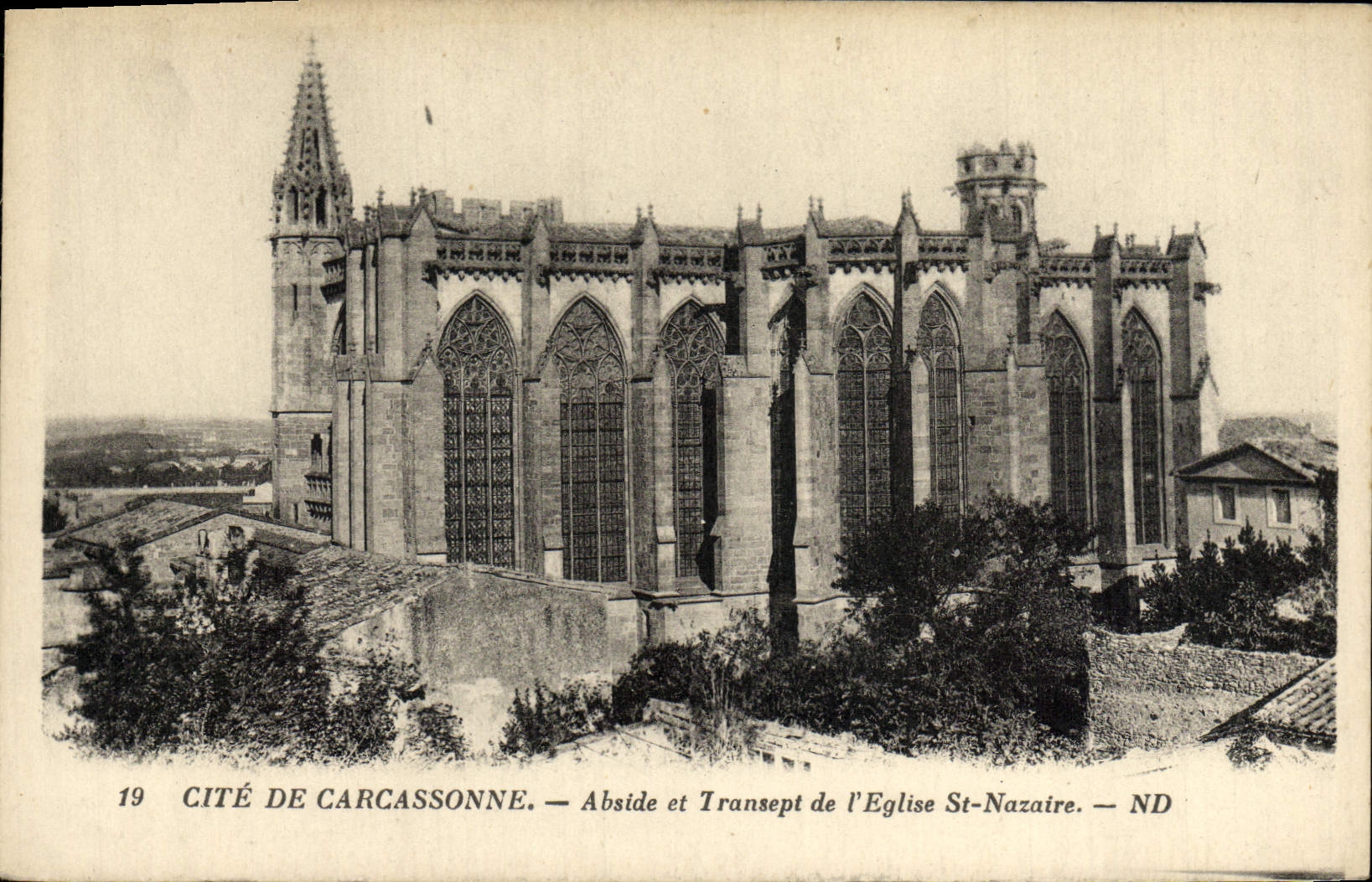 CPA Cite De Carcassonne Abside Et Transept De l'Eglise St Nazaire